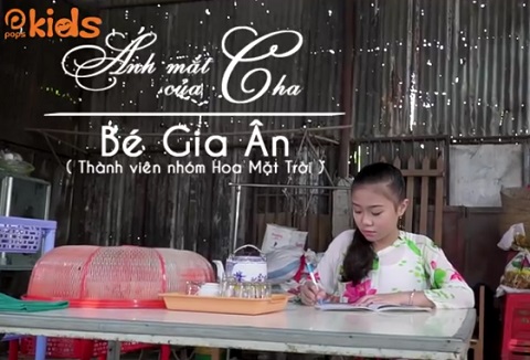 Ánh mắt của cha