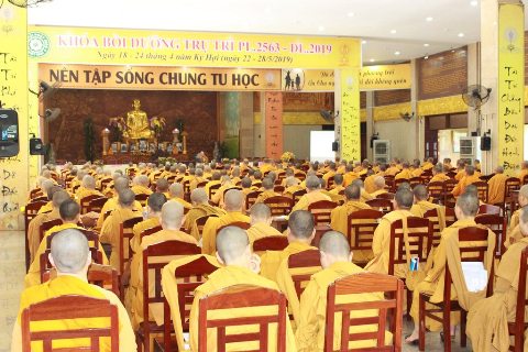 Bản tin ngày 23/04 Kỷ Hợi, Ngày thứ 6 khóa Bồi dưỡng trụ trì Pl.2019