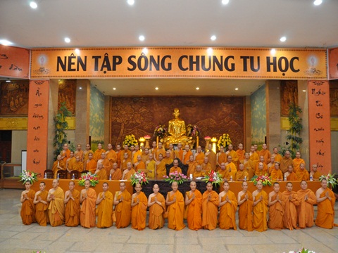 Bồi dưỡng trụ trì